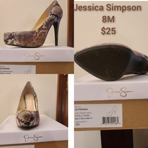 Jessica Simpson Pump